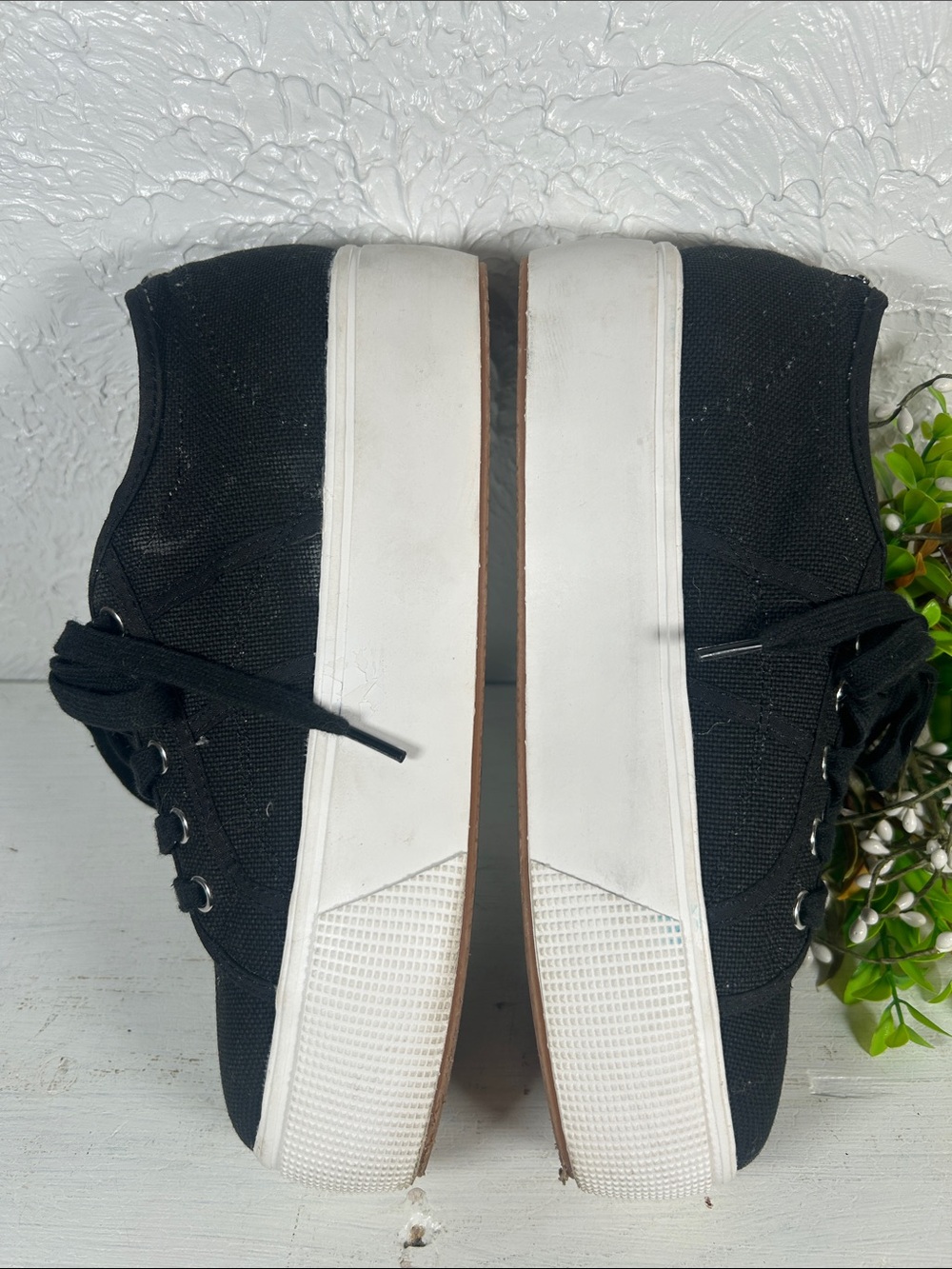 Steve Madden Platform Black Canvas Lace-Up Sneakers Size 7.5 - Picture 4 of 15